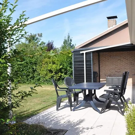 Boerenslag 17 Holiday home *